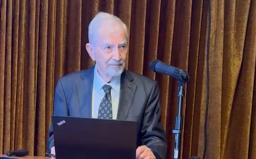 Dr. Hassan Ronaghy : کارآراترین راه برای نجات جهان فردا، آموزش دختران امروز است